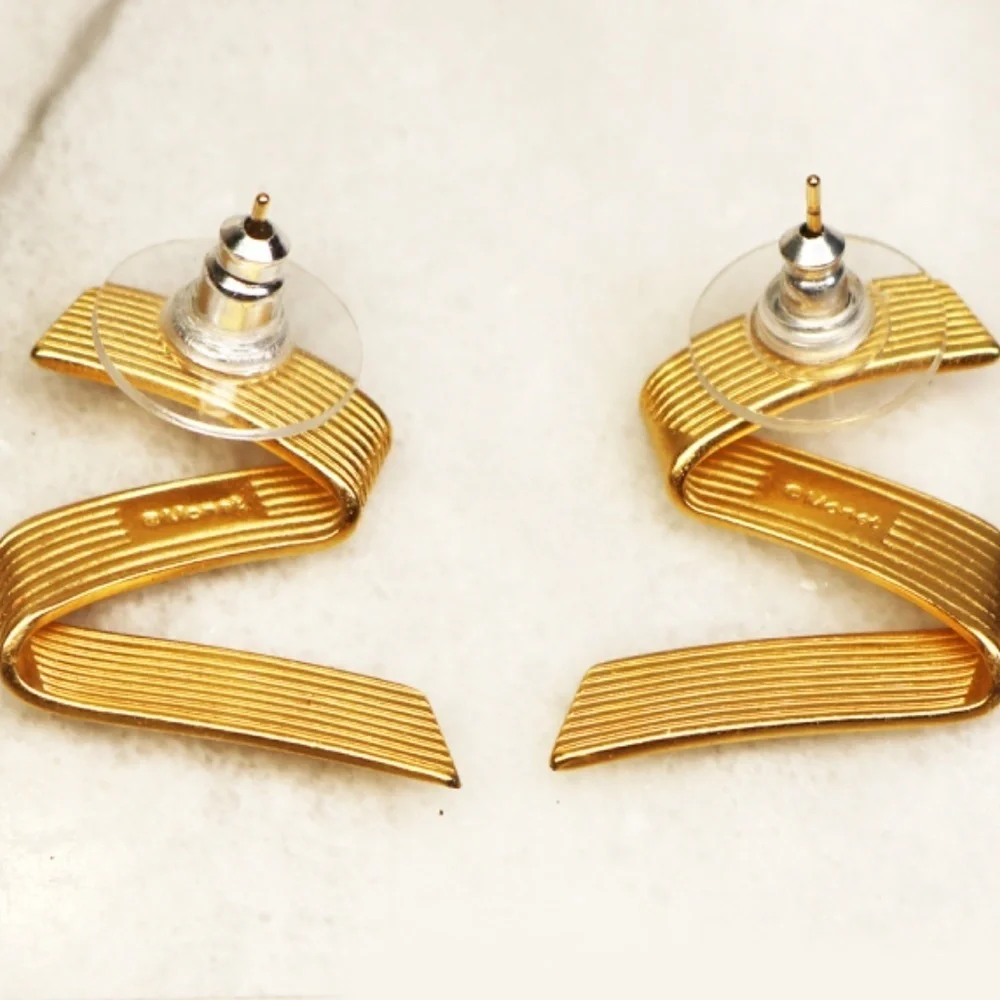 Monet Triple Gold Plated Matte Zigzag Pierced Earrings Vintage
